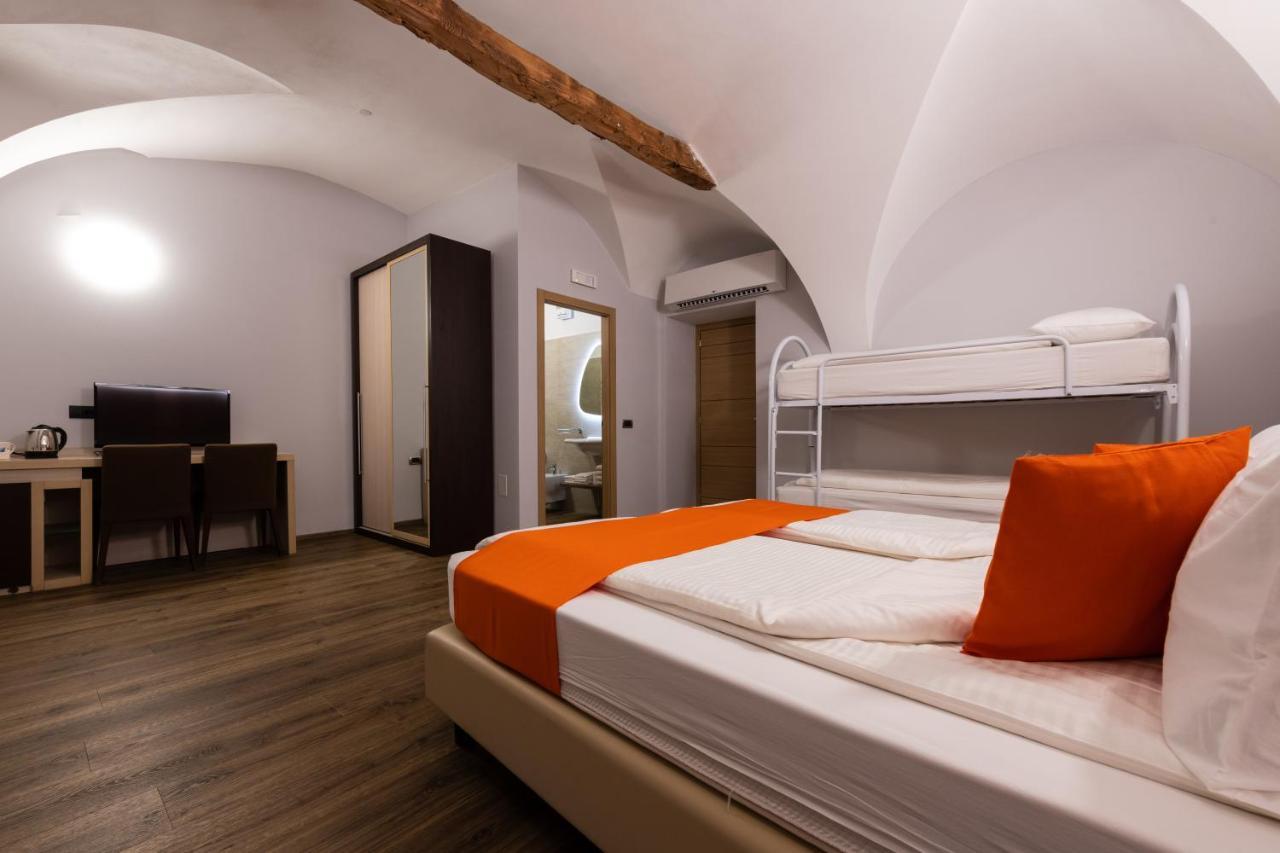 Albergo Casavecchia Tiarno di Sopra Ngoại thất bức ảnh