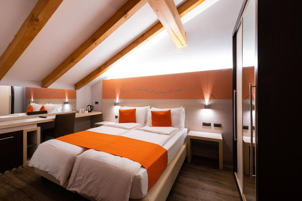Albergo Casavecchia Tiarno di Sopra Ngoại thất bức ảnh