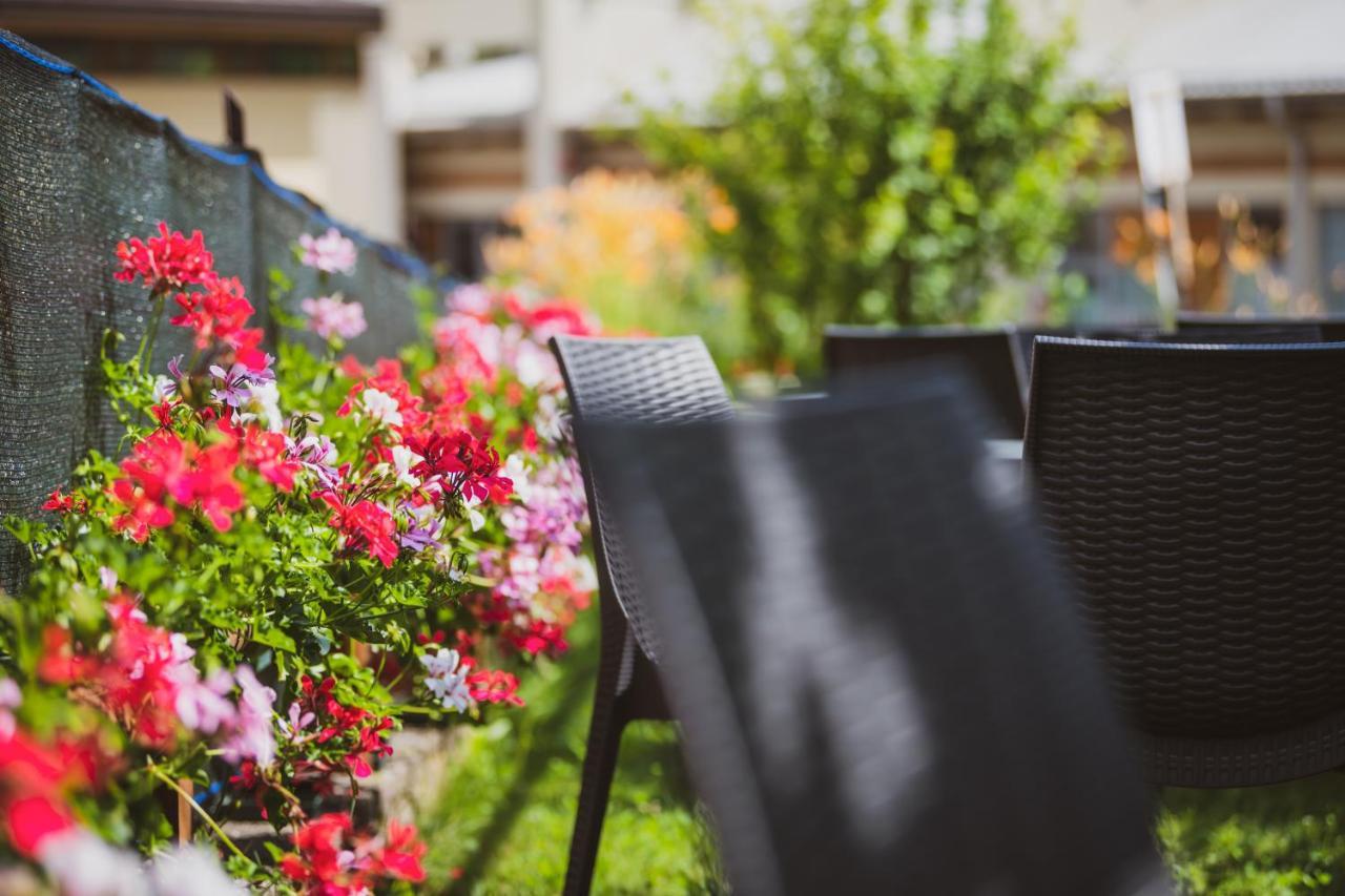 Albergo Casavecchia Tiarno di Sopra Ngoại thất bức ảnh
