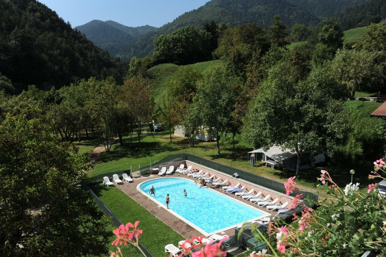 Albergo Casavecchia Tiarno di Sopra Ngoại thất bức ảnh