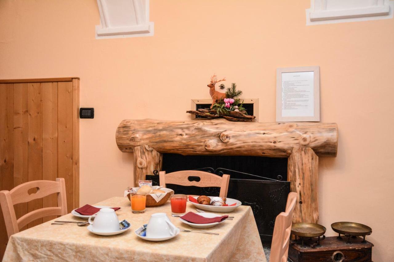 Albergo Casavecchia Tiarno di Sopra Ngoại thất bức ảnh